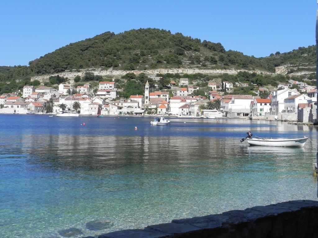 Acalinovic * Vis